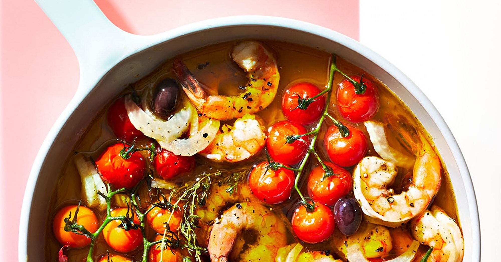 Esta cena de camarones a la sartén consumirá el vinagre que hay en la despensa...
