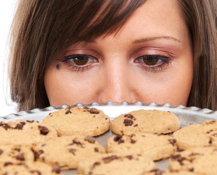 Luchar contra los antojos de comida sin volverse loco