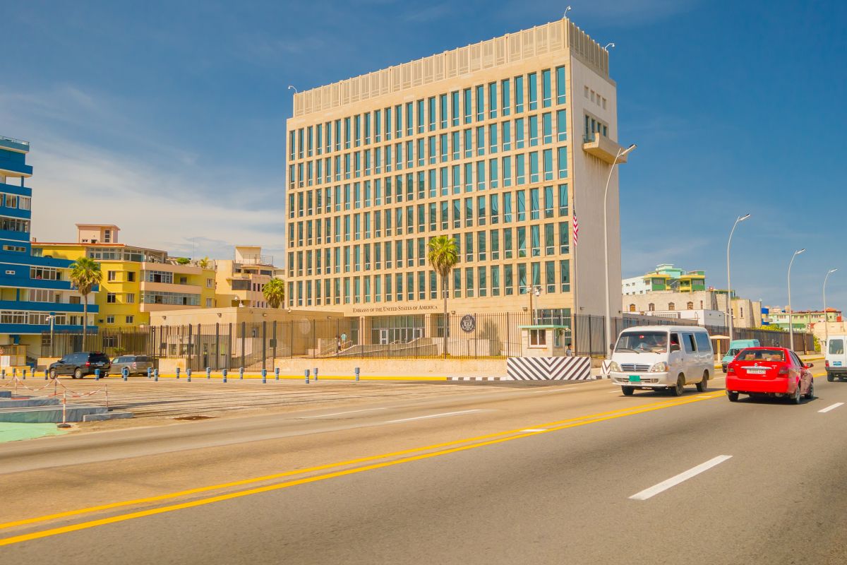 Los pulsos de microondas causaron el extraño "síndrome de la Habana" Los pulsos de microondas causaron el extraño "síndrome de la Habana"