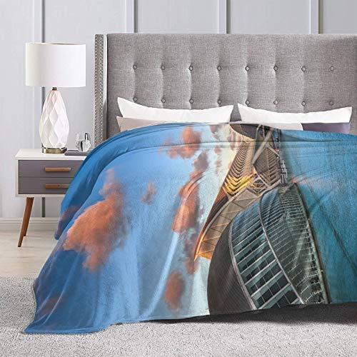 Affordable shop Manta de forro polar de 127 x 152 cm, diseño de Valencia, Ciudad de las Artes y las Ciencias, arquitectura, hogar, franela suave, cálida, manta de felpa para cama/sofá/oficina/camping