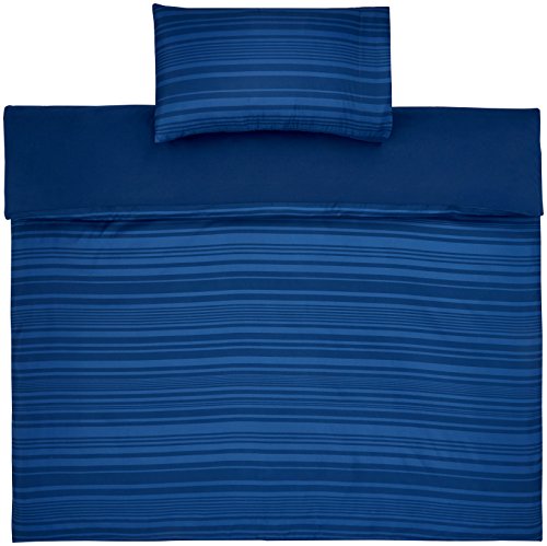 AmazonBasics - Juego de funda nórdica de microfibra ligera de microfibra, 135 x 200 cm, Azul real raya (Royal Blue Calvin Stripe)