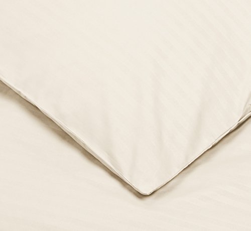 AmazonBasics - Juego de ropa de cama con funda nórdica de microfibra y 1 funda de almohada - 135 x 200 cm, crema AmazonBasics - Juego de ropa de cama con funda nórdica de microfibra y 1 funda de almohada - 135 x 200 cm, crema
