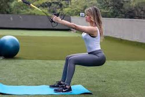 BE FIT Entrenamiento en Suspensión, Entrenador de Suspensión de Fitness, Mejora el Equilibrio y la Fuerza, Adecuado para Entrenamiento en Casa o en Aire Libre. con Correas Ajustables. BE FIT Entrenamiento en Suspensión, Entrenador de Suspensión de Fitness, Mejora el Equilibrio y la Fuerza, Adecuado para Entrenamiento en Casa o en Aire Libre. con Correas Ajustables.