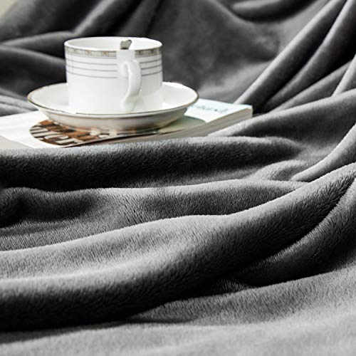Bedsure Mantas para Sofás de Franela 150x200 cm - Manta para Cama 90 Reversible de 100% Microfibre Extra Suave - Manta Gris Transpirable Bedsure Mantas para Sofás de Franela 150x200 cm - Manta para Cama 90 Reversible de 100% Microfibre Extra Suave - Manta Gris Transpirable