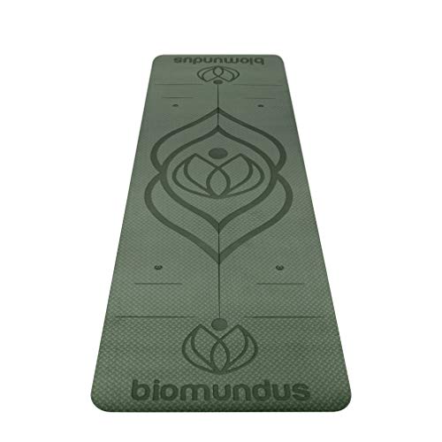 biomundus Esterilla Yoga Antideslizante, Yoga Mat. Esterilla Deporte en casa con Material Ecológico TPE, con Línea de Posición, Tres Bandas Fitness, Correa y Bolsa 183x61x0.6 cm (Verde)