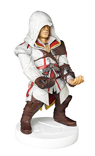 Cable guy Ezio de Assassin’s Creed, soporte de sujeción o carga para mando de consola y/o smartphone de tu personaje favorito con licencia de Ubisoft. Producto con licencia oficial. Exquisite Gaming