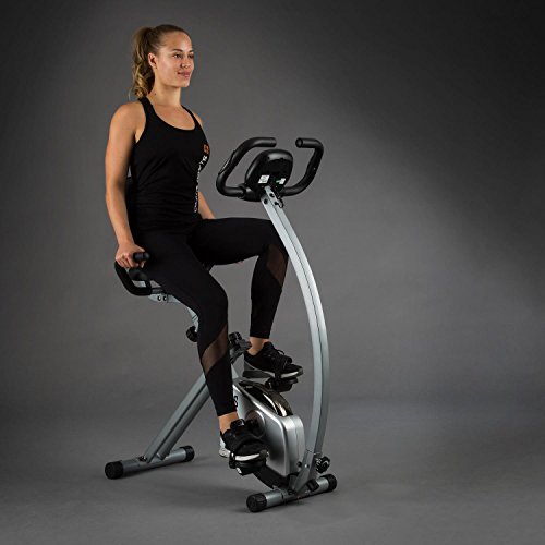 CapitalSports Trajector Bicicleta estática Plegable (Dispositivo de Entrenamiento con 3Kg de Masa giratoria, sillín Extra Ancho, 8 Niveles de Resistencia, Monitor) - Plateado CapitalSports Trajector Bicicleta estática Plegable (Dispositivo de Entrenamiento con 3Kg de Masa giratoria, sillín Extra Ancho, 8 Niveles de Resistencia, Monitor) - Plateado