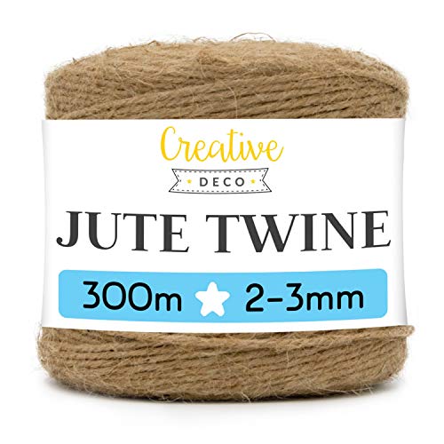 Creative Deco 985 Pies / 300 m Cordel Cuerda Yute Manualidades | 2-3 mm de Espesor | Rollo Grande Marrón Natural Gruesa Fuerte Decoración, Floristería, Artesanía y Bricolaje Creative Deco 985 Pies / 300 m Cordel Cuerda Yute Manualidades | 2-3 mm de Espesor | Rollo Grande Marrón Natural Gruesa Fuerte Decoración, Floristería, Artesanía y Bricolaje