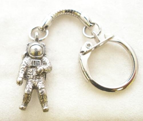 Espacio astronauta key-anillo, llavero con muñeca en Fine English Pewter, hecho a mano