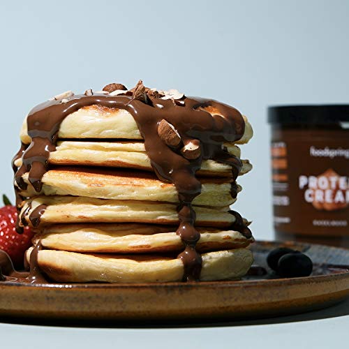 foodspring Crema Proteica, Cacao y Avellanas, Pack de 3 x 200g, Extremadamente cremosa, Con 85% menos de azúcar foodspring Crema Proteica, Cacao y Avellanas, Pack de 3 x 200g, Extremadamente cremosa, Con 85% menos de azúcar