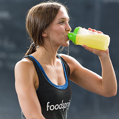 foodspring  - Shaker de 500ml - El shaker perfecto para tus batidos - Incluye un filtro especial para hacer tu batido más cremoso y un tapón de rosca para un cierre seguro