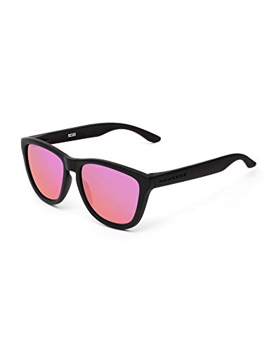 HAWKERS Gafas de Sol ONE Carbon Black, para Hombre y Mujer, con Montura Negra Mate y Degradada Fucsia con Efecto Espejo, Protección UV400