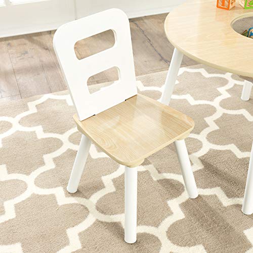 KidKraft 27027- Mesa de madera redonda natural y blanca con 2 sillas, para sala de juegos para niños / muebles de dormitorio , Color Natural y Blanco