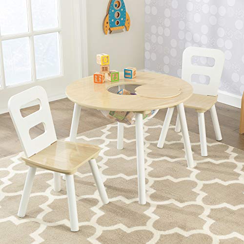 KidKraft 27027- Mesa de madera redonda natural y blanca con 2 sillas, para sala de juegos para niños / muebles de dormitorio , Color Natural y Blanco
