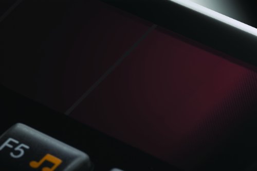 Logitech K750 Teclado Solar Inalámbrico, 2,4 GHz con Mini Receptor USB, Ultra Ligero, Fabricación Ecológica, PC/Portátil, Disposición Rusa, Disposición QWERTY Español, Color Negro