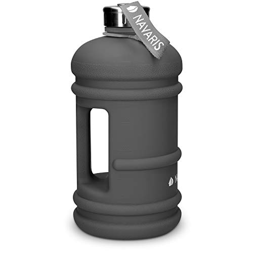 Navaris Botella Deportiva XXL - Bidón de Agua sin BPA - Cantimplora con Tapa y asa - Garrafa Grande de 2.2 litros para Fitness Ciclismo Senderismo Navaris Botella Deportiva XXL - Bidón de Agua sin BPA - Cantimplora con Tapa y asa - Garrafa Grande de 2.2 litros para Fitness Ciclismo Senderismo