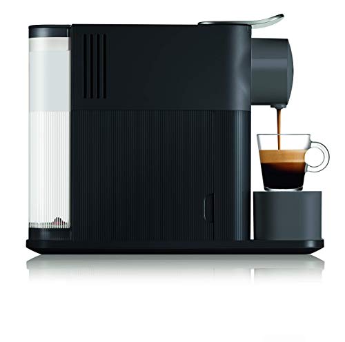 Nespresso De'Longhi Lattissima One EN500B - Cafetera monodosis de cápsulas con depósito de leche compacto, 19 bares, apagado automático, color negro, Incluye pack de bienvenida con 14 cápsulas