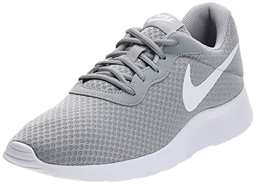 Nike Tanjun, Zapatillas de Running para Hombre, Gris (Wolf Grey/White 010), 42 EU