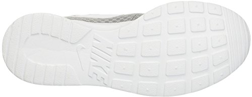 Nike Tanjun, Zapatillas de Running para Mujer, Gris (Wolf Grey/White), 36.5 EU
