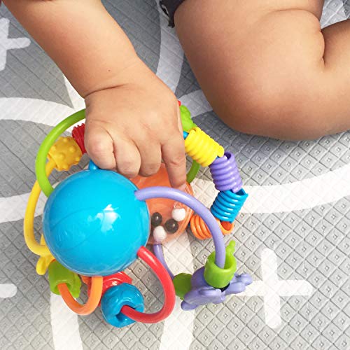 Playgro Pelota de Actividades, A partir de 6 meses, Didáctica pelota para jugar, 40137, Azul, naranja, verde, lila, amarillo, 14 x 14 x 14 cm Playgro Pelota de Actividades, A partir de 6 meses, Didáctica pelota para jugar, 40137, Azul, naranja, verde, lila, amarillo, 14 x 14 x 14 cm