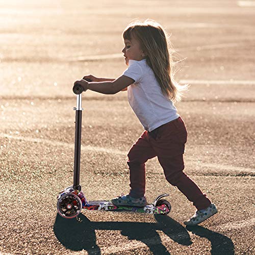 Profun Patinete 4 Ruedas Patinete para Niños Flash Patinete con Luces Altura de Manillar Ajustable de 64-87CM Ideal para Niños de 3-8 años(Menores de 1,4 m)(Graffiti) Profun Patinete 4 Ruedas Patinete para Niños Flash Patinete con Luces Altura de Manillar Ajustable de 64-87CM Ideal para Niños de 3-8 años(Menores de 1,4 m)(Graffiti)