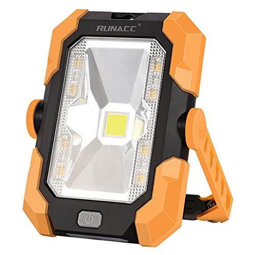 RUNACC LED Luz de trabajo Foco Led Bateria Recargable de Solar Portátil Luz de inundación, Luz Camping con rotación de 360 °, Mango Magnético para Camping Trabajo Pesca (Naranja)