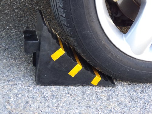 SNS SAFETY LTD RWC-1x2 Cuña para Ruedas de Coches, Goma Servicio Pesado, Amarillo Negro, Dimensiones 25 cm x 16 cm x 19 cm (Paquete de 2)