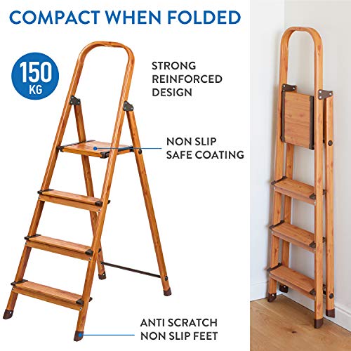 Tatkraft Upgrade 4 Escalera Doméstica de 4 Peldaños Antideslizantes, Taburete Plegable de Cocina de 4 Escalones, Escalerilla de Aluminio Estilo de Madera Escandinava Tatkraft Upgrade 4 Escalera Doméstica de 4 Peldaños Antideslizantes, Taburete Plegable de Cocina de 4 Escalones, Escalerilla de Aluminio Estilo de Madera Escandinava