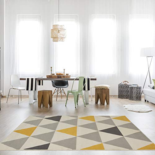 The Rug House Milan Ocre Amarillo Mostaza Gris Beige con triángulos arlequín Tradicional al. The Rug House Milan Ocre Amarillo Mostaza Gris Beige con triángulos arlequín Tradicional al.