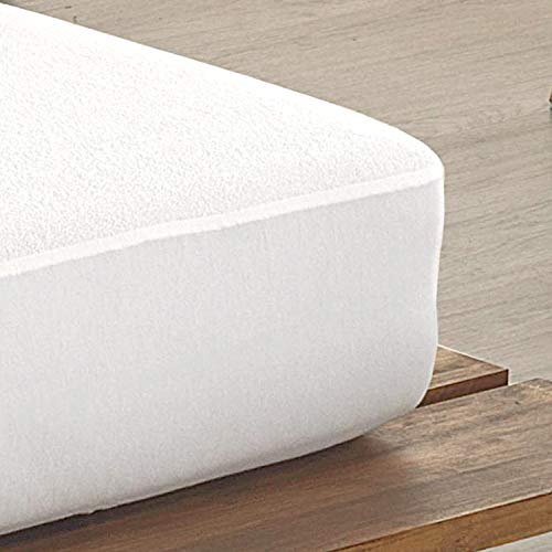Todocama - Protector de colchón, de Rizo, Ajustable, 100% Impermeable con Tratamiento antiácaros, Fabricado con algodón biorgánico. (Cama 135 x 190/200 cm)