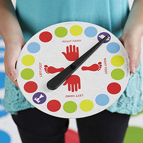 Twister Ultimate: Alfombrilla más Grande, más Puntos de Color, Familia, Juego de Fiesta para niños a Partir de 6 años; Compatible con Alexa (Exclusivo de Amazon) Twister Ultimate: Alfombrilla más Grande, más Puntos de Color, Familia, Juego de Fiesta para niños a Partir de 6 años; Compatible con Alexa (Exclusivo de Amazon)