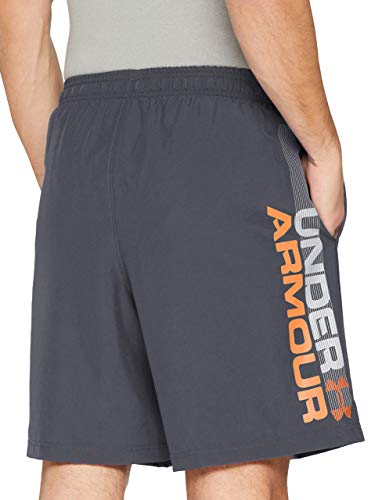 Under Armour Woven Graphic Wordmark Shorts Pantalón Corto, Hombre, Gris (Pitch Gray/Orange Glitch 012), L Under Armour Woven Graphic Wordmark Shorts Pantalón Corto, Hombre, Gris (Pitch Gray/Orange Glitch 012), L