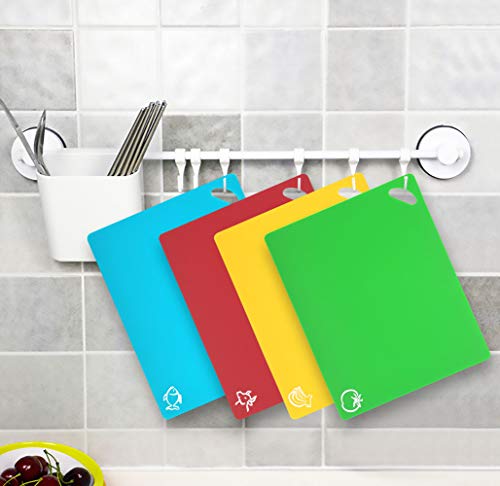 Vicloon Tablas de Cortar de Plástico, Juego de 4 Tablas de Cocina de Flexible con Color Diferente, Iconos de Alimentos y Manijas, Alimento Tablas de Cortar Antideslizante para Lavavajillas