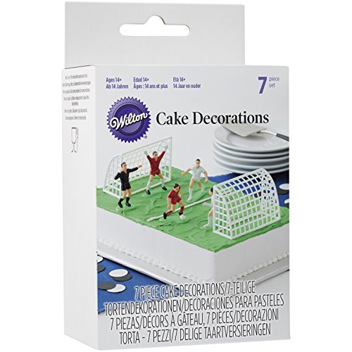 Wilton Set Decorativo Figuras de Fútbol, 5 x 8 x 14 cm, 7 Unidades Wilton Set Decorativo Figuras de Fútbol, 5 x 8 x 14 cm, 7 Unidades
