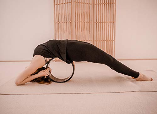 Yogibato Rueda de Corcho para Yoga – Dharma Prop para Pilates y estiramientos de Espalda – Rueda para Ejercicios de flexibilidad, estiramientos y Fitness – 32x13cm Yoga Roller Wheel