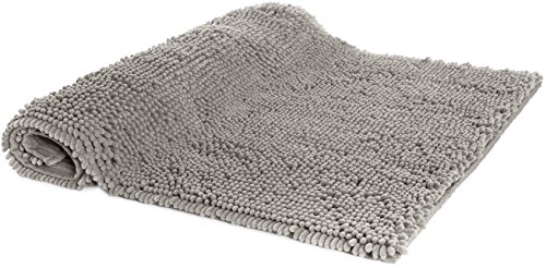 AmazonBasics - Alfombrilla de baño, antideslizante, de microfibra, 0,53 x 0,86 m, Platino