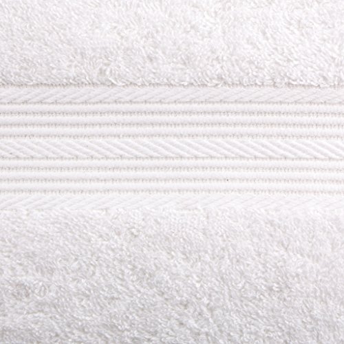 AmazonBasics - Juego de toallas (colores resistentes, 2 toallas de baño y 2 toallas de manos), color blanco
