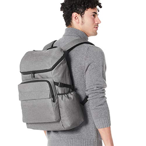 AmazonBasics - Mochila de calle para portátiles de hasta 38 cm, gris