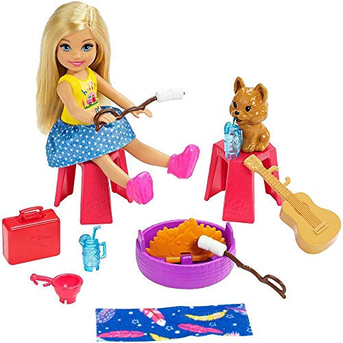 Barbie - Chelsea Muñeca y Su Caravana, con Perrito y Accesorios (Mattel FXG90) Barbie - Chelsea Muñeca y Su Caravana, con Perrito y Accesorios (Mattel FXG90)
