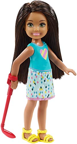 Barbie Muñeca Chelsea con mini golf, accesorios muñeca (Mattel FRL85)