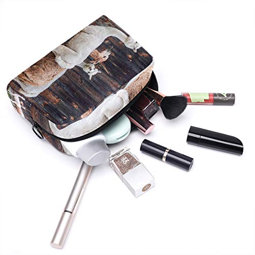 Bolsa de maquillaje personalizada para las brochas de maquillaje, bolsa de aseo portátil para las mujeres, bolso de mano, organizador de viaje de alpaca cabañas, alquiler vacacional de piel de lana