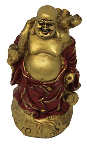 Buddha De pie sobre una base y con saco sobre el hombro.