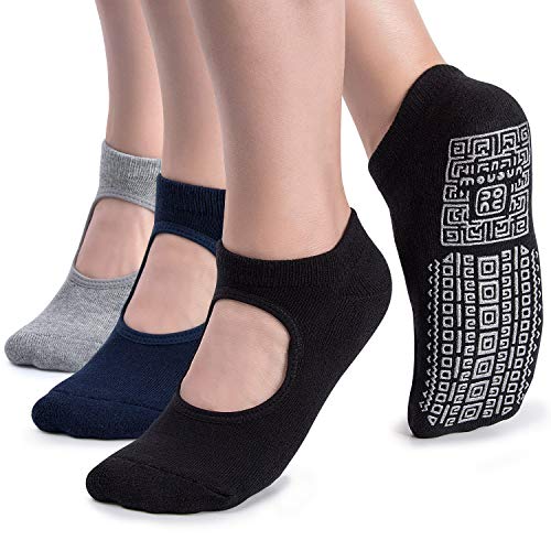 Calcetines de yoga antideslizantes para mujer con cojín para pilates, barre, casa, Talla única, 3 pares: negro, azul y gris.
