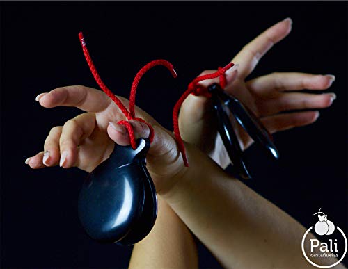 Castañuelas PALI color NEGRO con DOBLE CAJA. Ideal para el aprendizaje. (Funda Flores y Lunares) Castañuelas PALI color NEGRO con DOBLE CAJA. Ideal para el aprendizaje. (Funda Flores y Lunares)