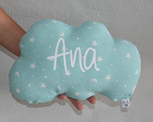 Cojín nube para bebé personalizado. *Novedad: Puedes añadir una casa personalizada, es el envoltorio perfecto para presentar de una manera original un regalo a un recién nacido.