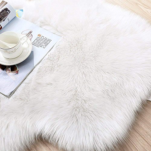 DQMEN Piel de Cordero Oveja/Sheepskin Rug Cordero, imitación mullida Alfombras imitación Piel sintética Deko Piel,para salón Dormitorio baño sofá Silla cojín (50 X 80 cm, Blanco) DQMEN Piel de Cordero Oveja/Sheepskin Rug Cordero, imitación mullida Alfombras imitación Piel sintética Deko Piel,para salón Dormitorio baño sofá Silla cojín (50 X 80 cm, Blanco)