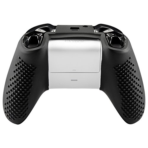 eXtremeRate Funda Silicona para Mando Xbox One Carcasa Suave Cubierta Antideslizante Protectora para Mando Controlador de Xbox One S/X con Dos Grips de Joyticks(Negro)