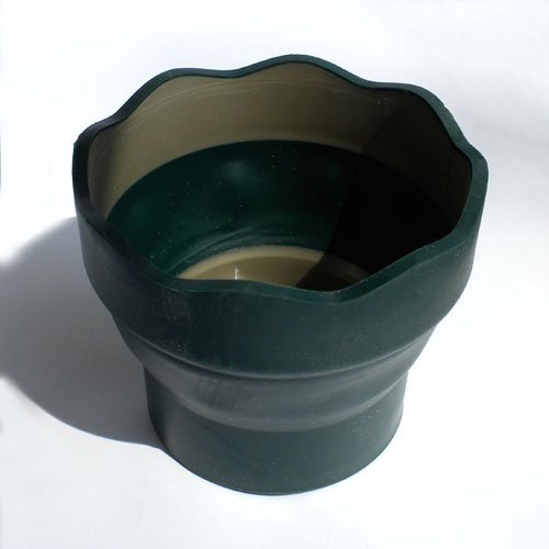 Faber-Castell - Vaso para el agua Clic & Go plegable fácil de guardar, color verde y oro