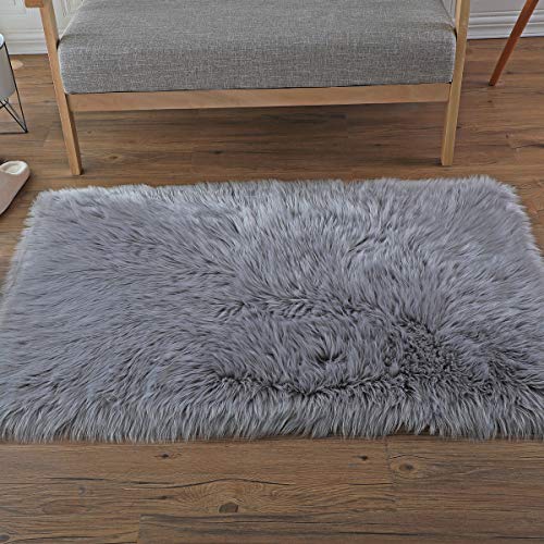Falso Piel de carnero Vellón Alfombra,HEQUN Elegante De Pelo Largo Mullida Excelente piel Sintética de calidad Alfombra de Lana (Gris, 80 X 180 CM) Falso Piel de carnero Vellón Alfombra,HEQUN Elegante De Pelo Largo Mullida Excelente piel Sintética de calidad Alfombra de Lana (Gris, 80 X 180 CM)