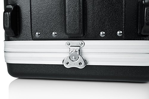 Gator Moldeado PE 4U Case rack Profundo 14.25 pulgadas con delanteros / traseros Rieles, Estante corto, 4 U Gator Moldeado PE 4U Case rack Profundo 14.25 pulgadas con delanteros / traseros Rieles, Estante corto, 4 U